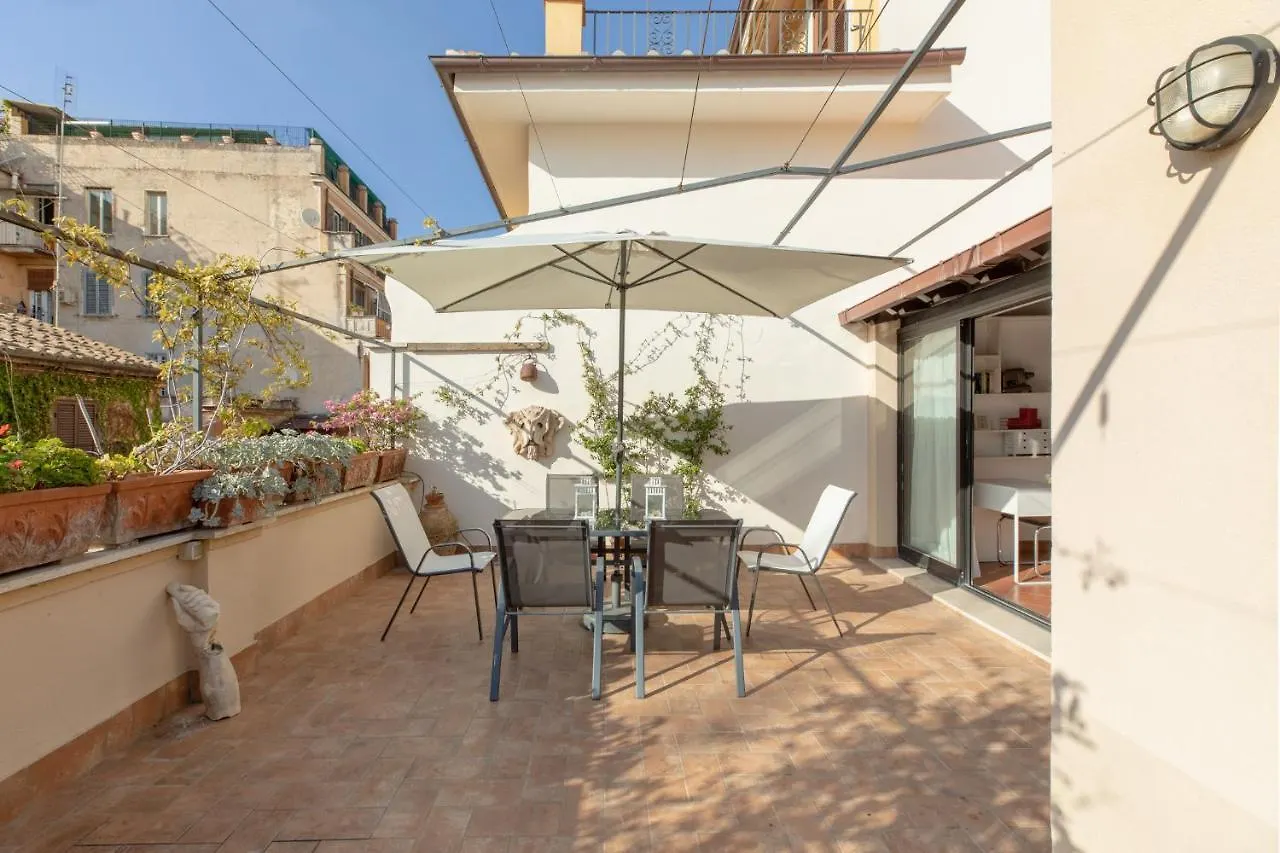 Monti Stairway To Heaven Apartment Rome Italy