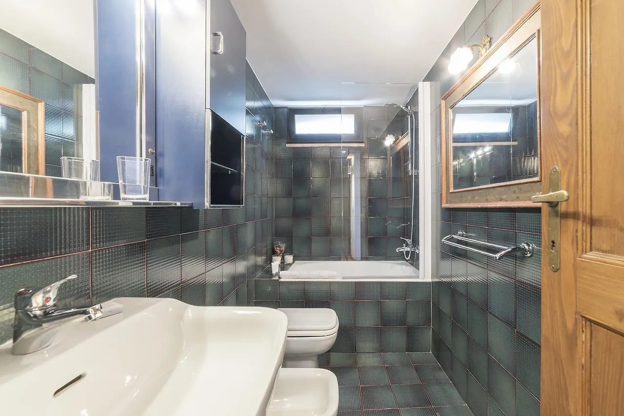 Monti Stairway To Heaven Apartment Rome